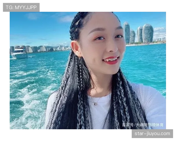 常园训练完直接啃鸡腿，这自律和放纵切换也太丝滑了吧